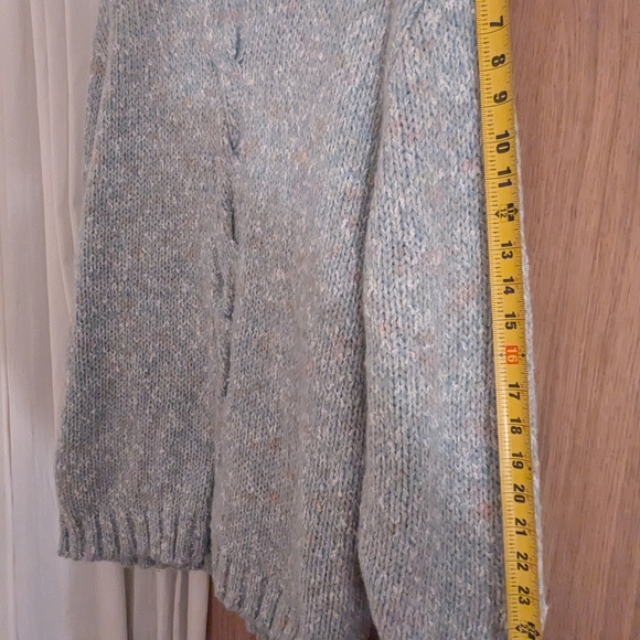 Tarrazia Vintage Light Blue Sweater - Picture 7 of 7